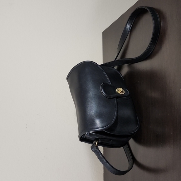 Sold Vintage Coach Prairie Bag #9954 - Picture 6 of 14